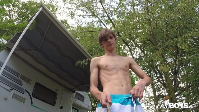 Eastboys - Skater boy Andre Lucas wants to get his oily cock off