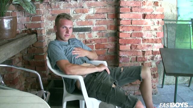 Eastboys - David Robinson cums on his own perfect abs