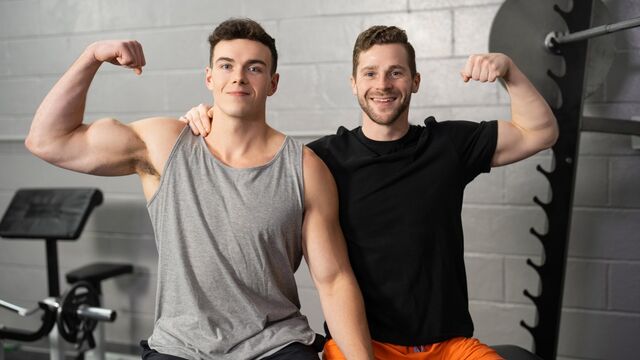 Sean Cody - Robbie and Clark Reid are fucking in the locker room too