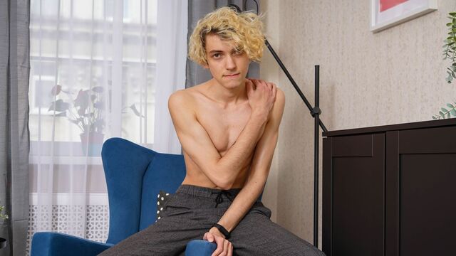 BoyFun - Elio Pjatteryd looks ready to see his hard cock orgasming HARD