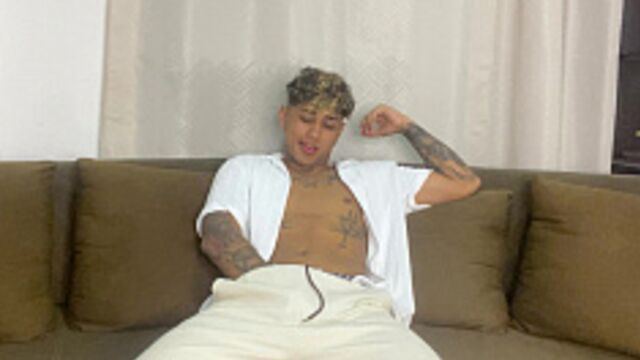 Eastboys - Joe Prejean looks like a typical fuccboi but whatever