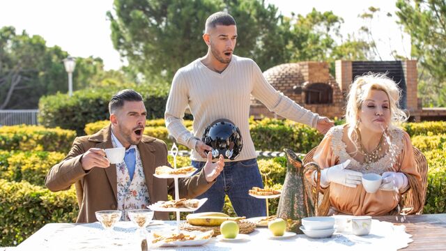 Men.Com - Paddy O'Brian fucks Alex Ink in a standing position outside