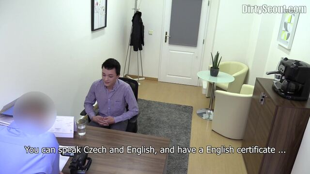 Bigstr - 22-year-old amateur jerks off in a casting video