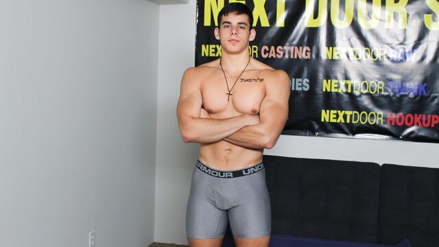 Nextdoor Male - Beefy newcomer Toby Reed jerking his hard dick
