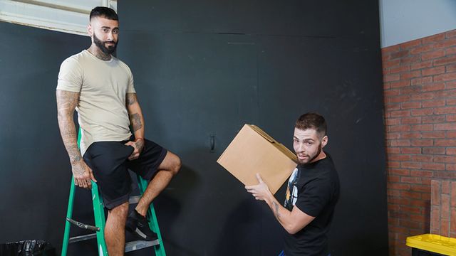 Men Over 30 - Rikk York and Jack Winters fucking after their shift