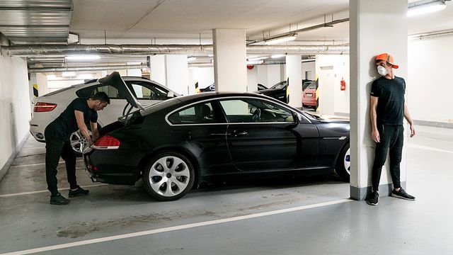 Bromo - Older guy fuck-punishing a teen in the kitchen