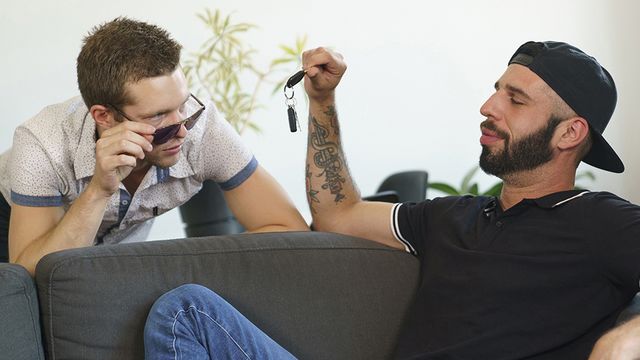 DadCreep - Benjamin Blue gets seduced by his own stepfather, Romeo Davis