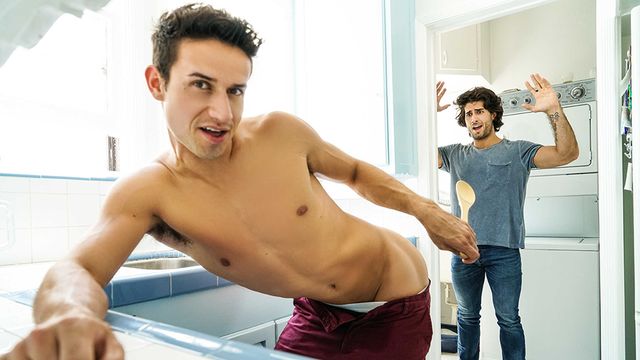 Men.Com - Diego Sans drilling Vinny Blackwood's butthole