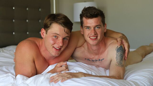 Gay Hoopla - Pure gay passion from London Ryan and Price Hogan