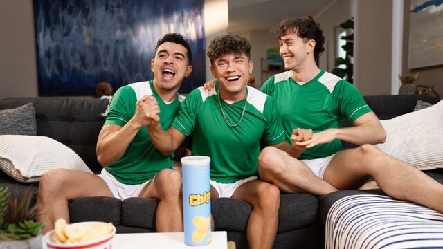 Men.Com - Surprsingly sensual fuck with Drake Von and Finn August