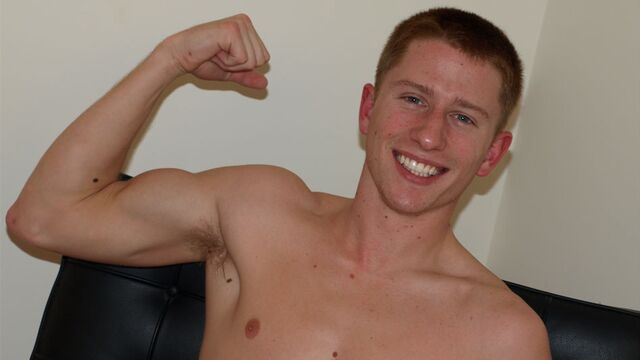 Nextdoor Male - Wes the hot solo guy playing with his boner