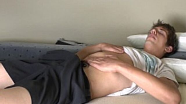 Eastboys - Vitalij Kosko grunting, gritting, churning out orgasms