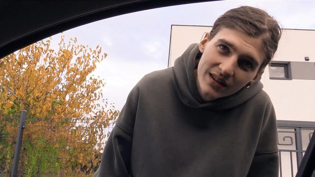 Bigstr - Prague's latest local twink ends up taking it RAW