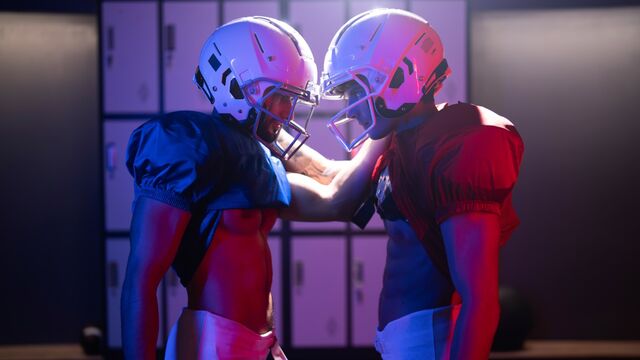 Men.Com - Samm Fitness and Leo Levine: handsome guys fuck in the lockers