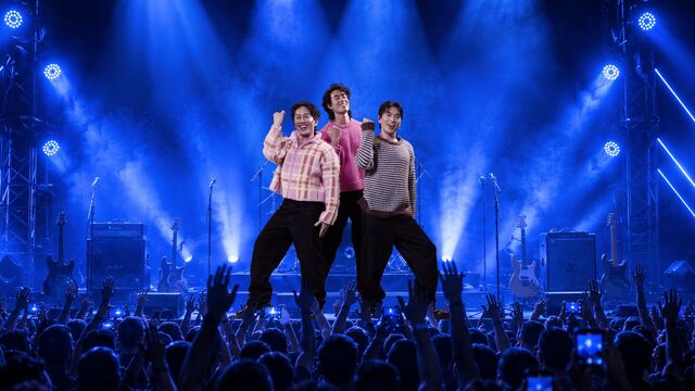 Men.Com - KPop boyband, including Sammy Sins, enjoying a hot threesome