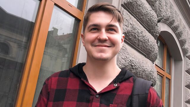 Bigstr - Prague bottom with a pretty face winds up riding cock in POV