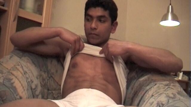 Eastboys - Fido displaying his exotic muscles on his own