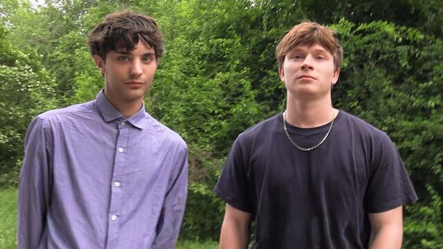 Bigstr - Czech Hunter Twink Threesome Bareback Bedroom Hookup