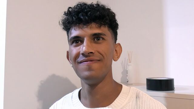 Bigstr - Enzo Arryo Sucks and Rides in a Hotel Room POV