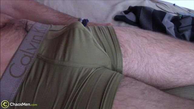 Chaos Men - Bearded hunk John Ander cums on his pubes
