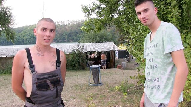 Bigstr - Gay amateur threesome set in Czech woods