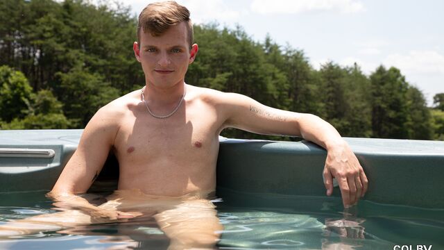 Colby Knox - Blonde hottie JJ Jakobs cums outdoors