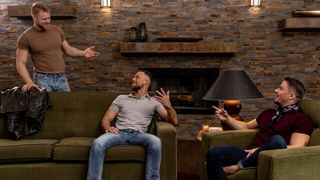 Icon Male - Muscular dudes Skyy Knox, Zayne Roman, and Logan Stevens fuck hard