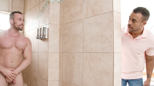 Nextdoor Raw - Julian Grey enjoys post-shower anal with Blake Hunter