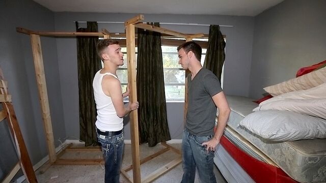 Reality Dudes - Young boys finally embrace their gay passion for each other