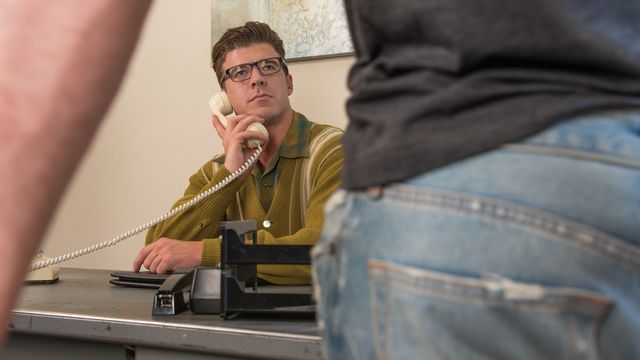 Falcon Studios - Quick anal fuck with JJ Knight and Fane Roberts at the office