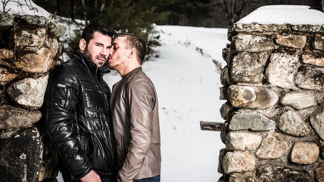 Icon Male - Alexander Gustavo happily banging Billy Santoro's hairy ass