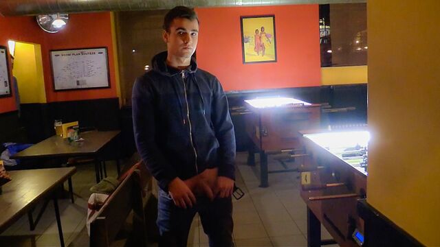 Bigstr - Christmassy gay fucking with a facial at the end