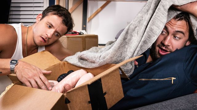 Men.Com - Mover Dante Colle gets to nail his client, Nate Grimes