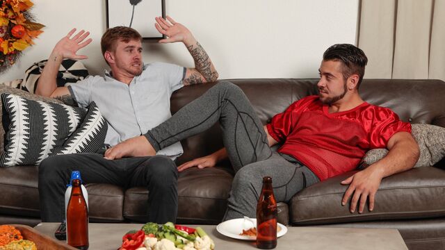 Nextdoor Studios - POV barebacking session with Ryan Jordan and Dante Colle